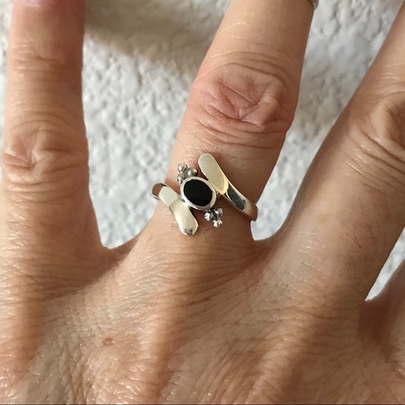 Sterling Silver Black Onyx Ring, Dainty Stone Rings, Solitaire Jewelry - Picture 3 of 8